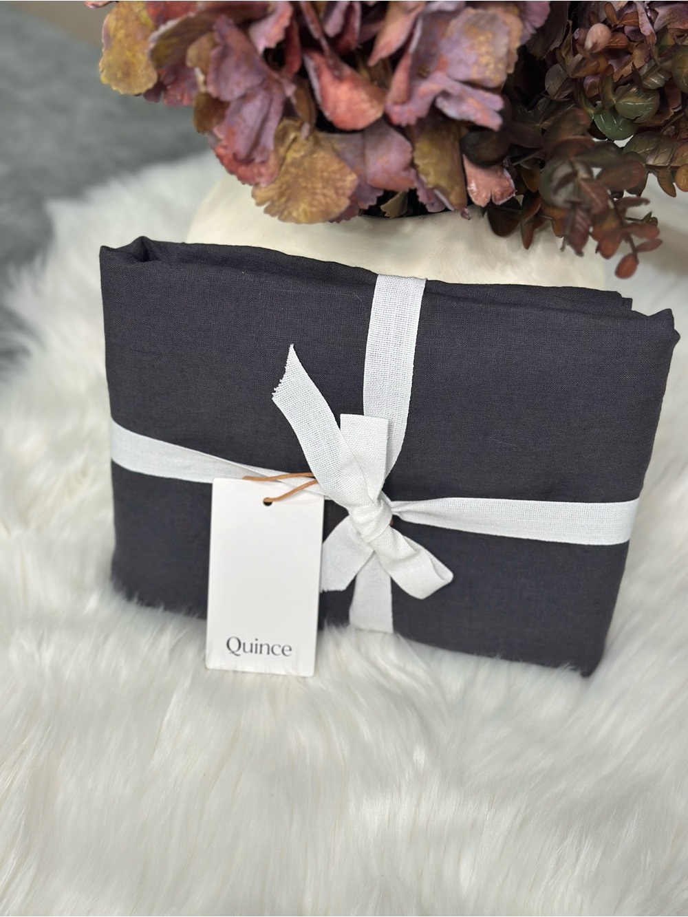 NEW Quince European Linen Standard
Pillowcase Set -Charcoal